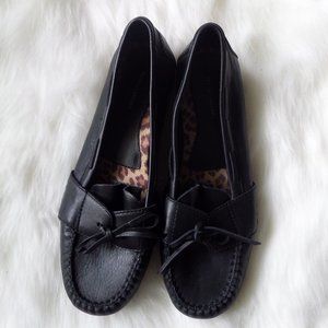 Naturalizer Black Loafers